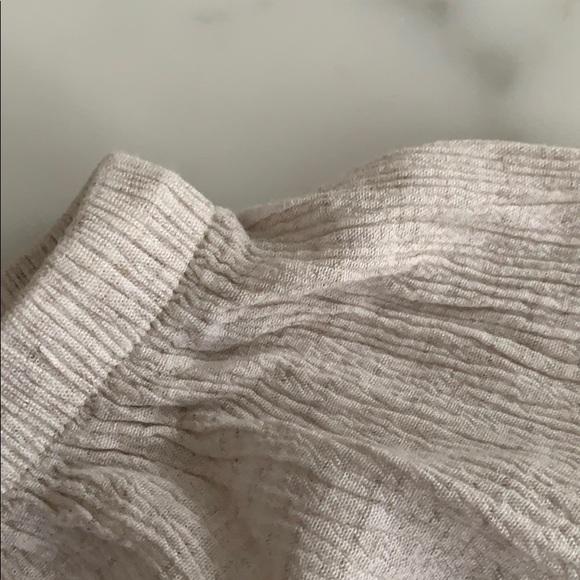 UO Cropped Off Shoulder Top - Picture 2 of 2